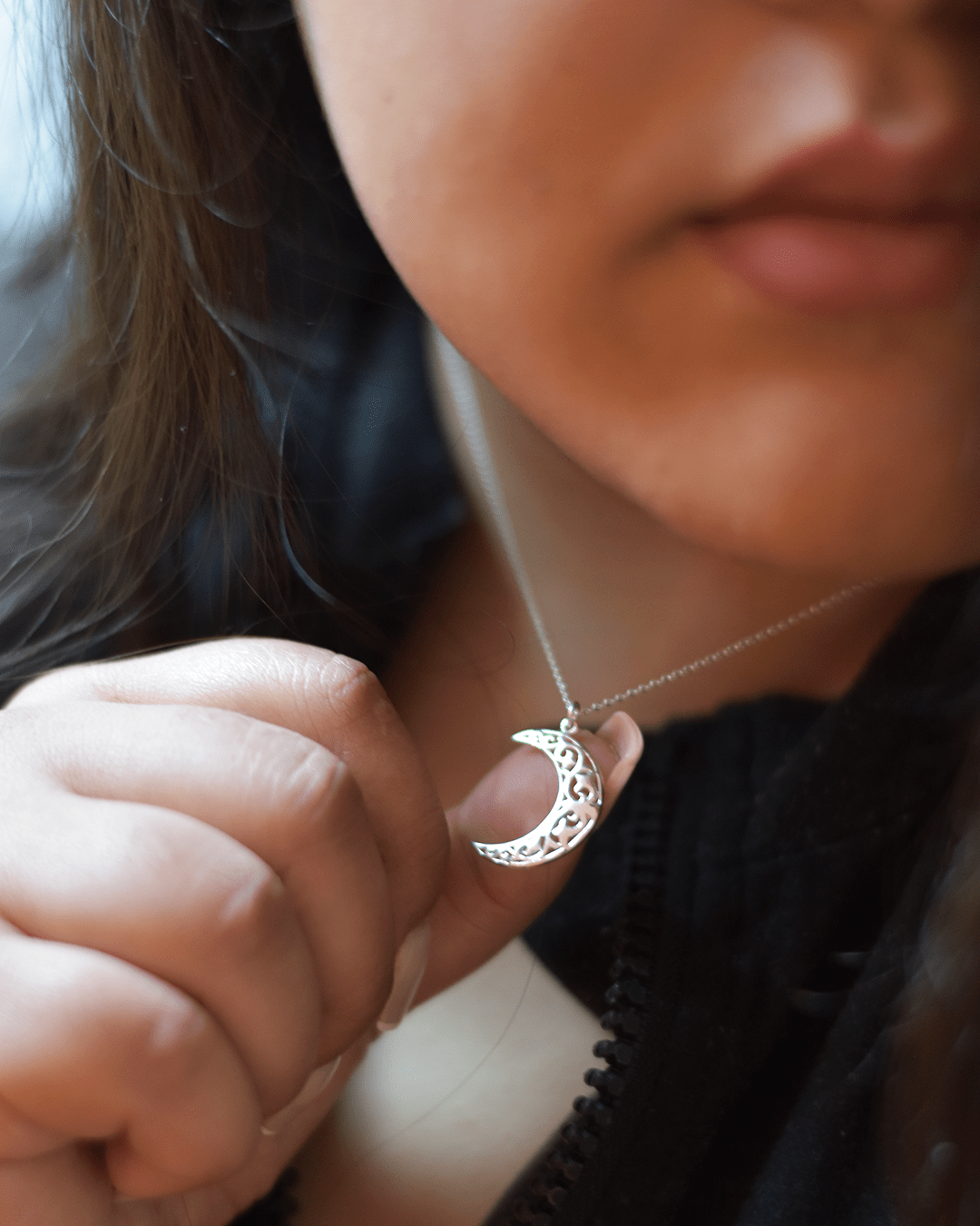 Hev Necklace