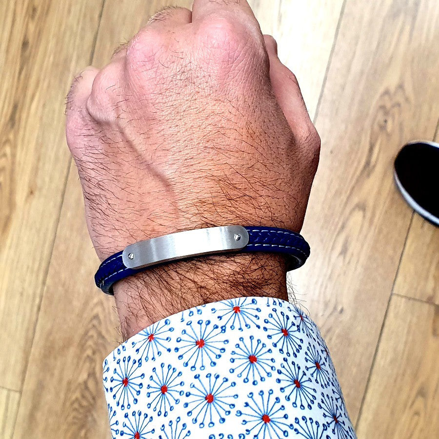 Pulsera de caballero en piel azul y acero